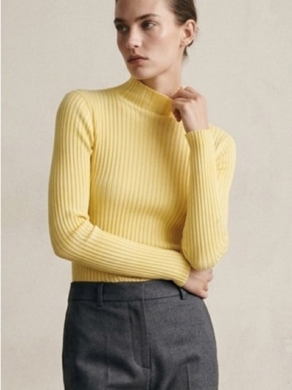 NEW Zara ribbed Mock Neck Sweater Yellow Ribbed Womens Turtleneck Top LARGE
